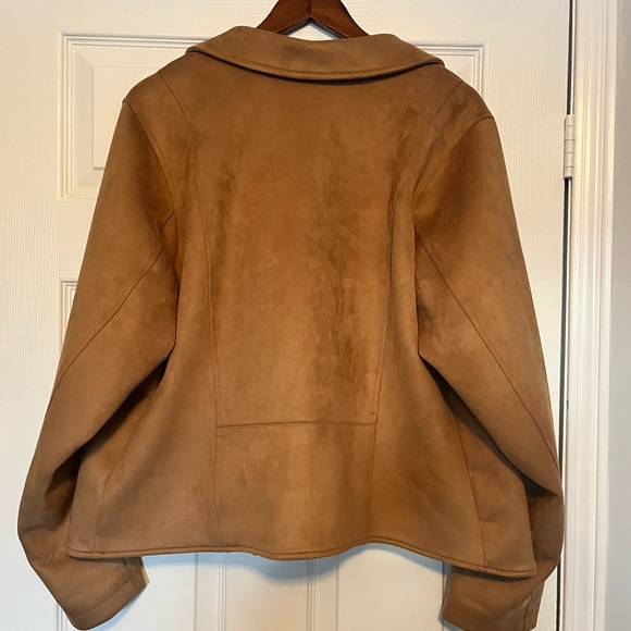 Torrid size 3x brown stretch faux suede moto jacket- LIKE NEW condition! - Picture 9 of 9